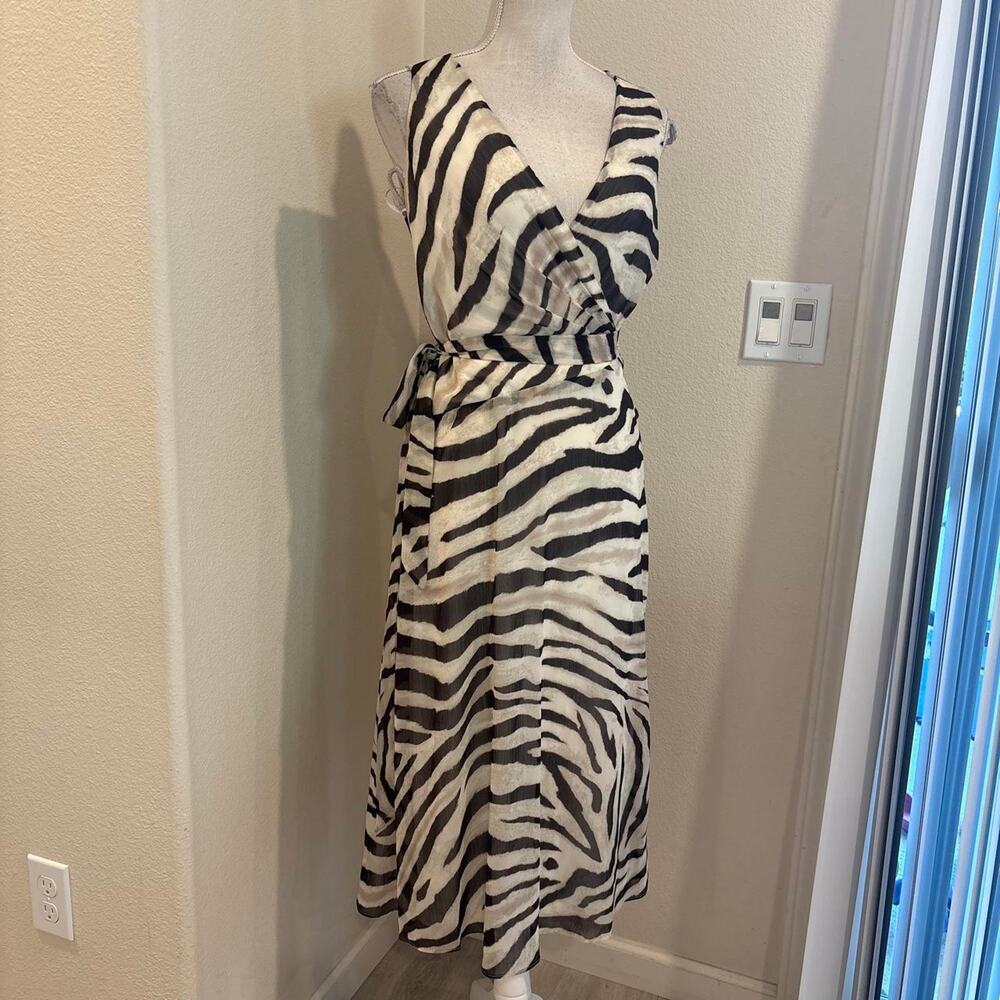 Lauren Ralph Lauren brown zebra print midi dress with tie waist. 2P